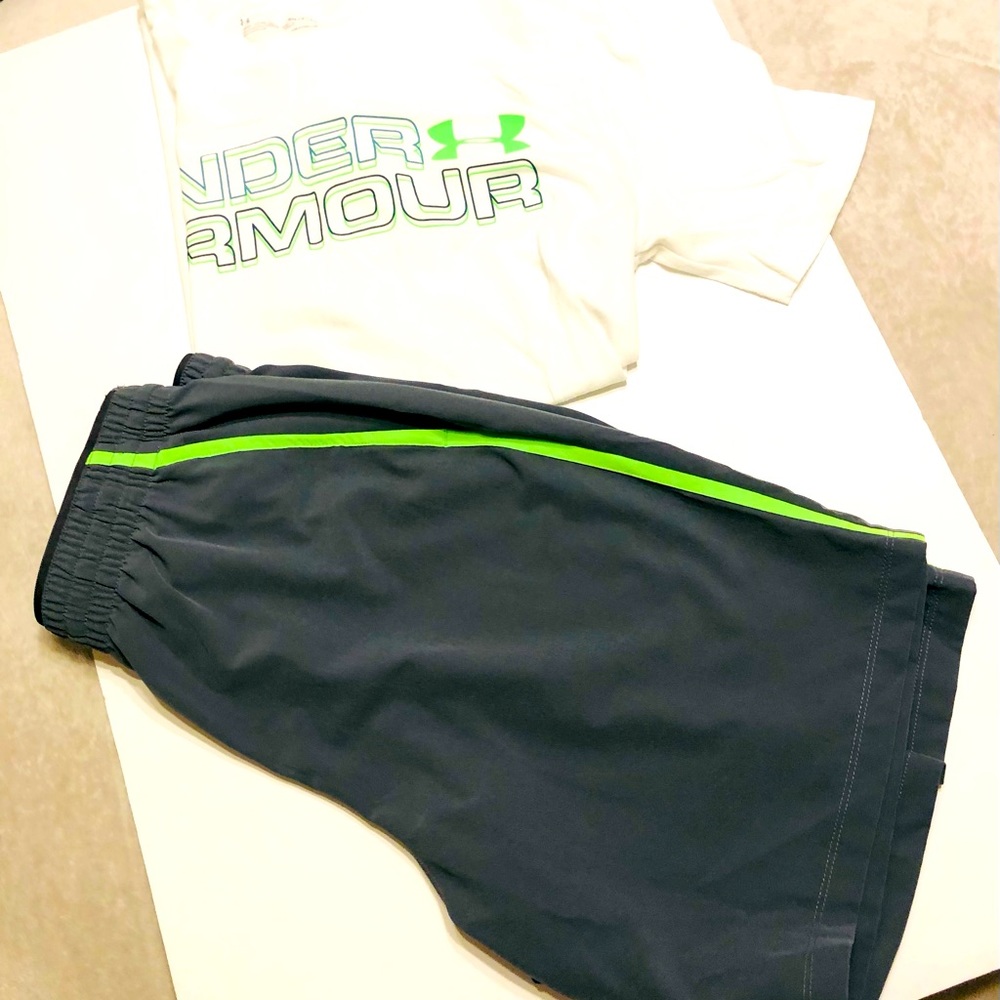 Men’s Under Armour Small Shirt and Medium Short Set